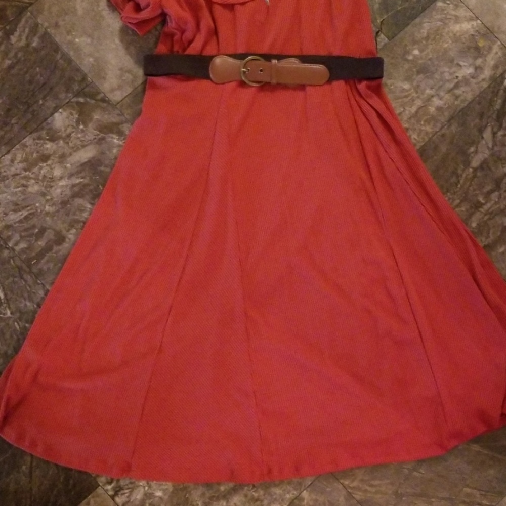 Dress - Picture 3 of 4